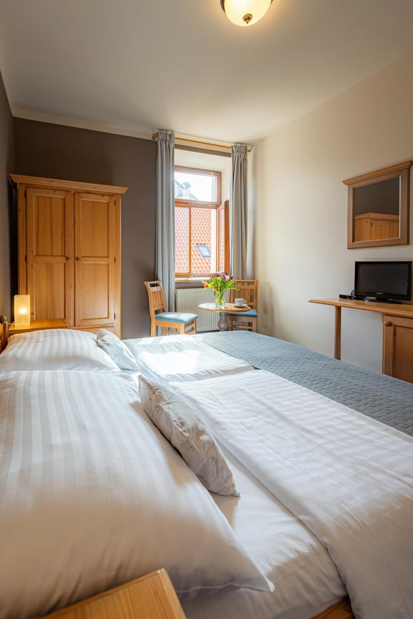 Hotel Panska Бехине Экстерьер фото
