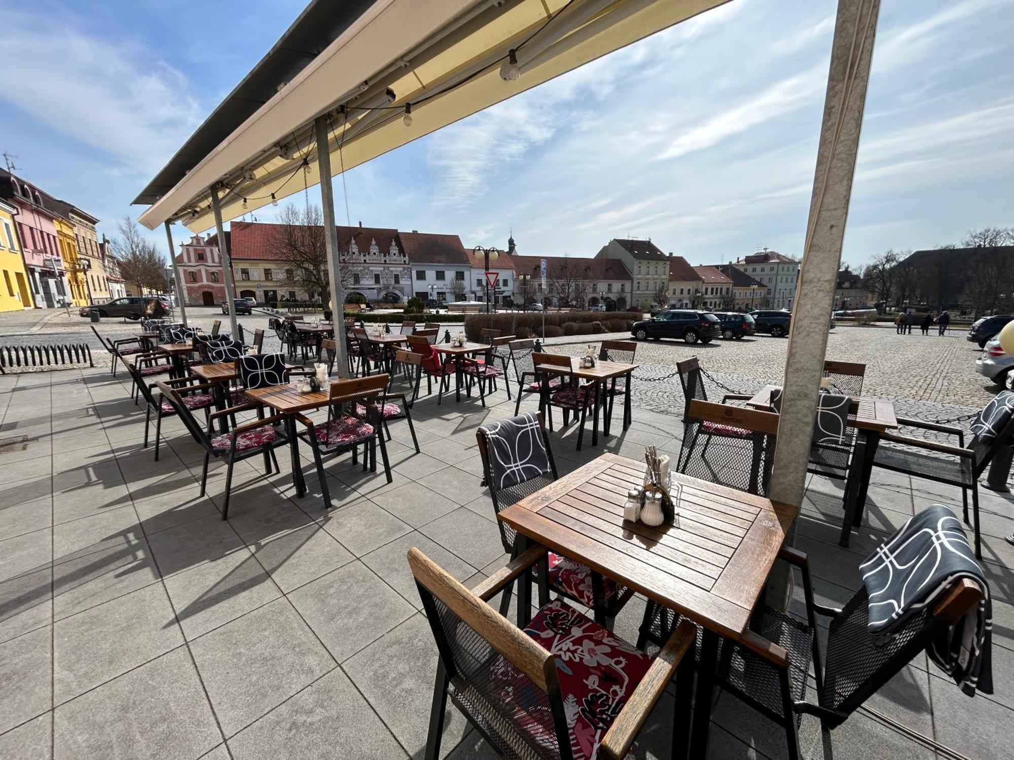 Hotel Panska Бехине Экстерьер фото